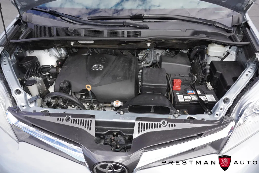 Toyota Sienna photo 45