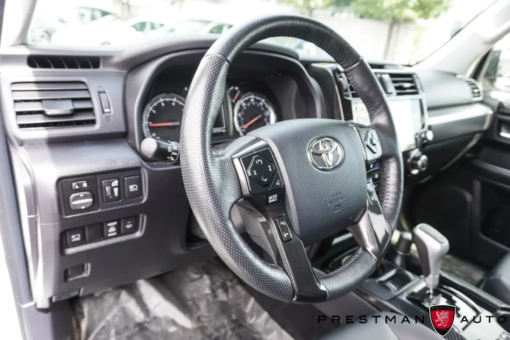 Toyota 4Runner photo 28