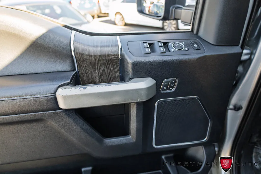 Ford F-250SD photo 25