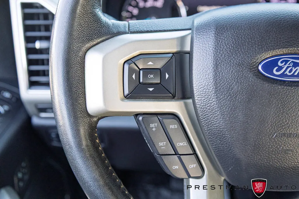 Ford F-250SD photo 28