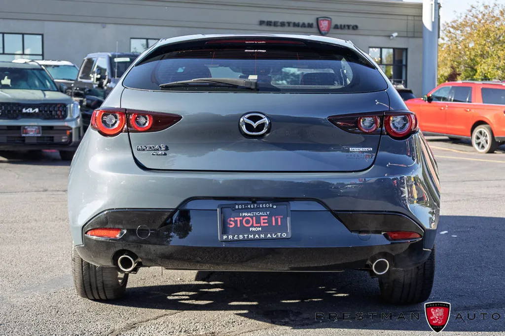 Mazda Mazda3 photo 18