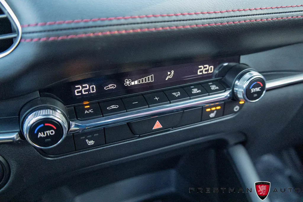 Mazda Mazda3 photo 31