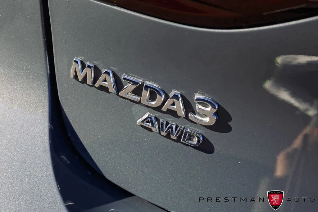 Mazda Mazda3 photo 13
