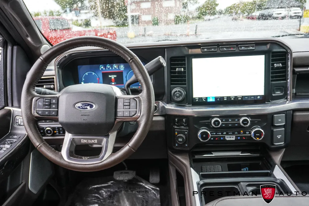 Ford F350SD photo 2