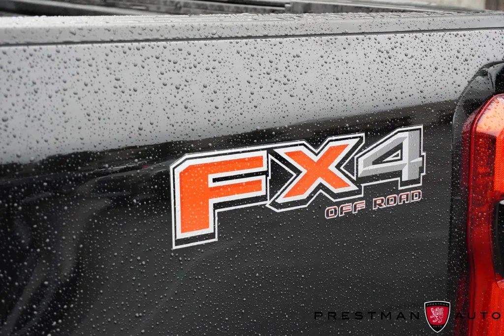Ford F350SD photo 10