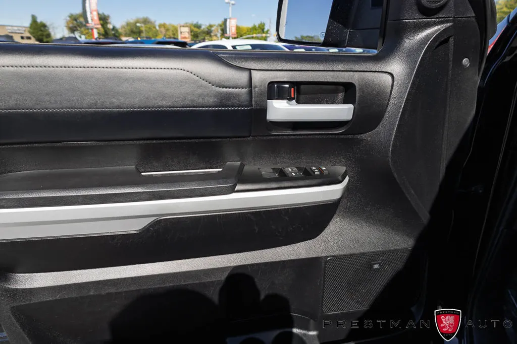 Toyota Tundra photo 26