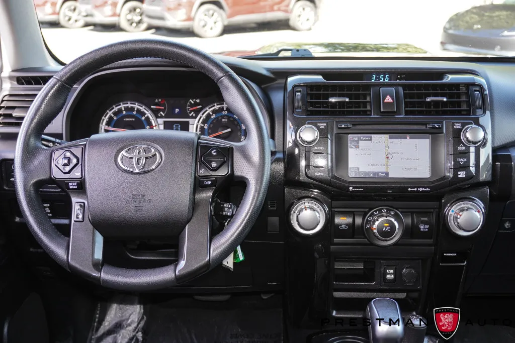 Toyota 4Runner photo 2
