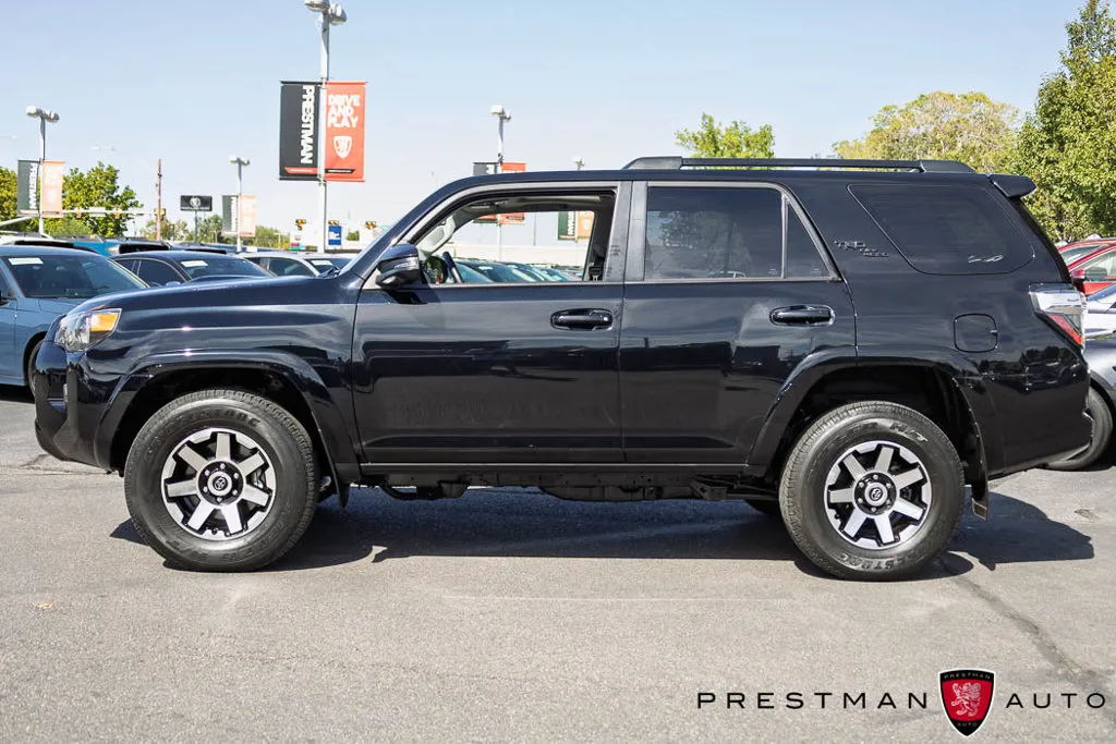 Toyota 4Runner photo 17