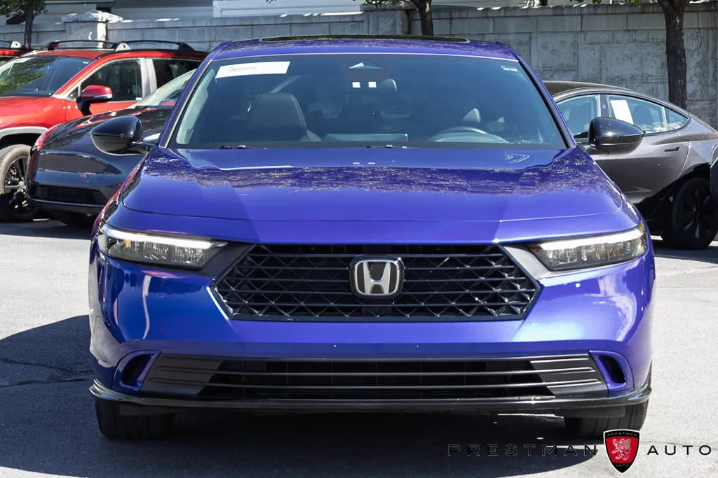 Honda Accord photo 13