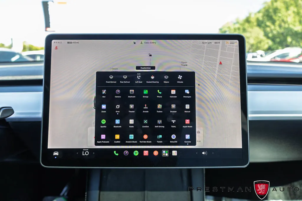Tesla Model Y photo 29