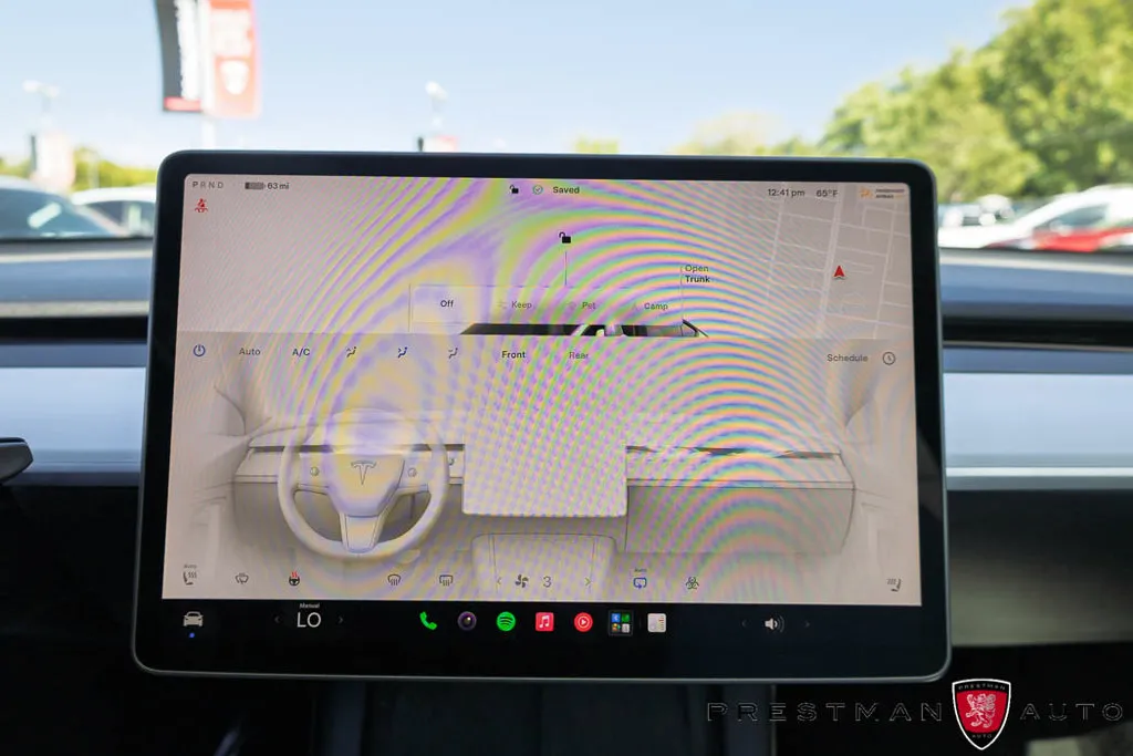 Tesla Model Y photo 30