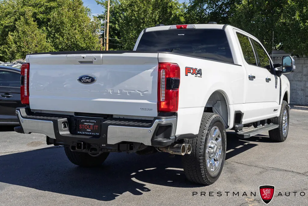 Ford F-250SD photo 23
