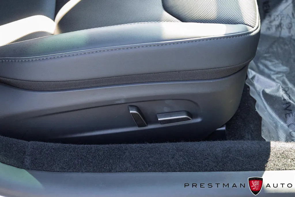 Tesla Model 3 photo 26