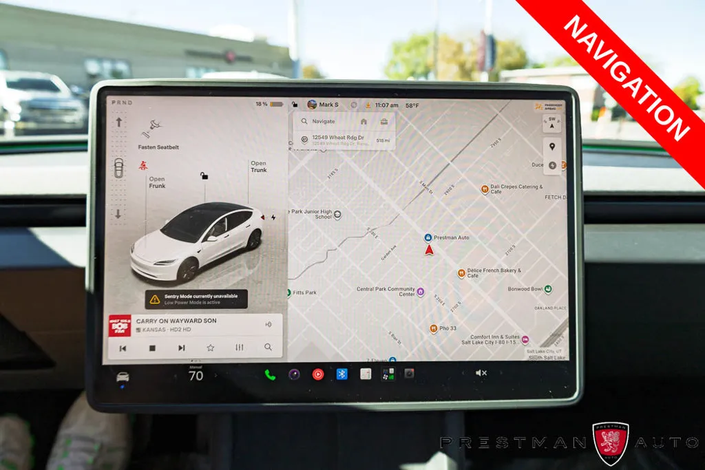 Tesla Model 3 photo 10