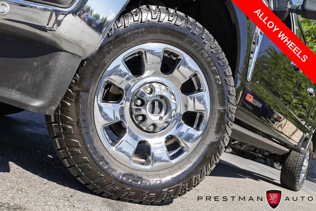 Ford F-250SD photo 18