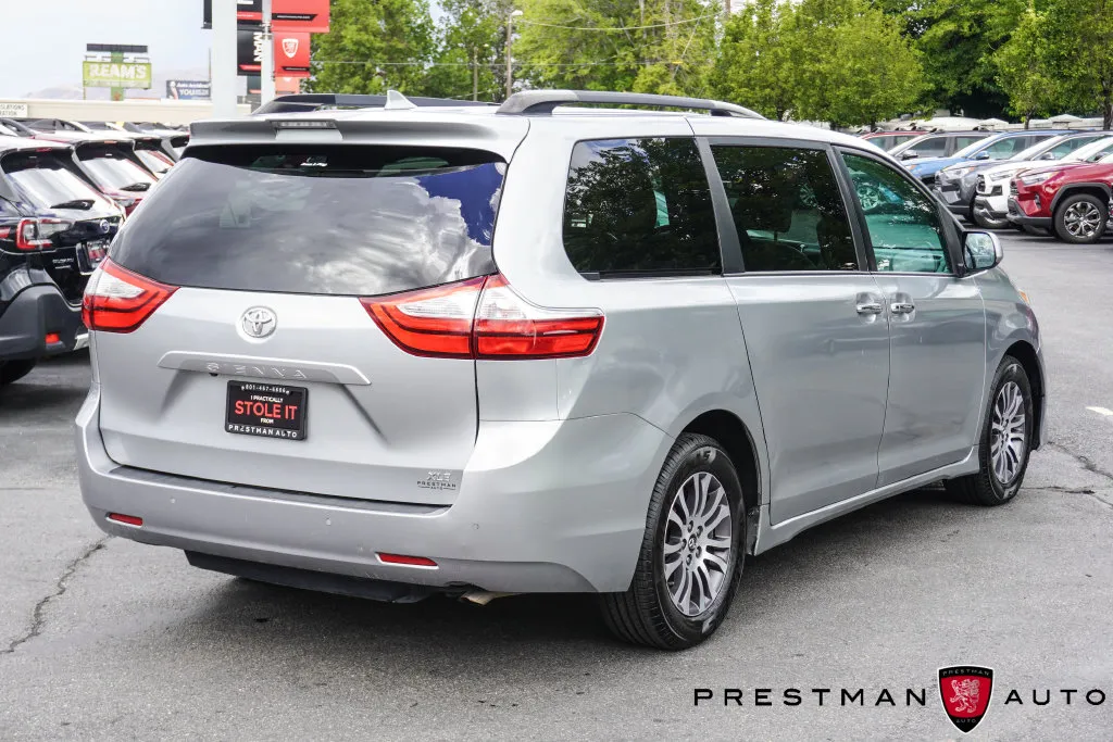 Toyota Sienna photo 20