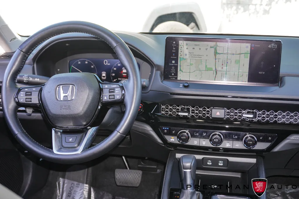 Honda Accord photo 2