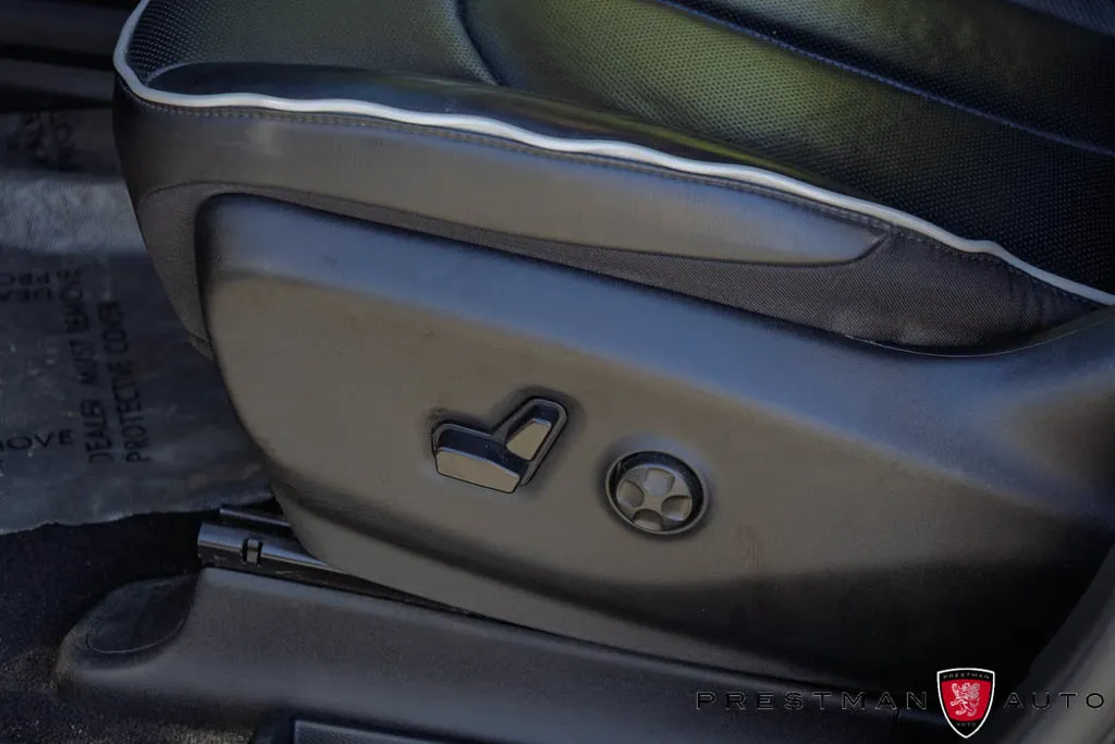 Chrysler Pacifica photo 26