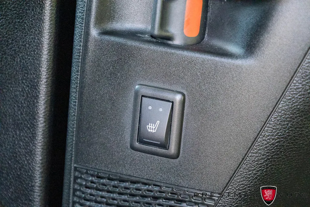 Chrysler Pacifica photo 13