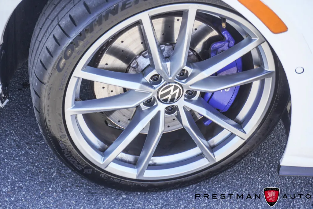 Volkswagen Golf R photo 13