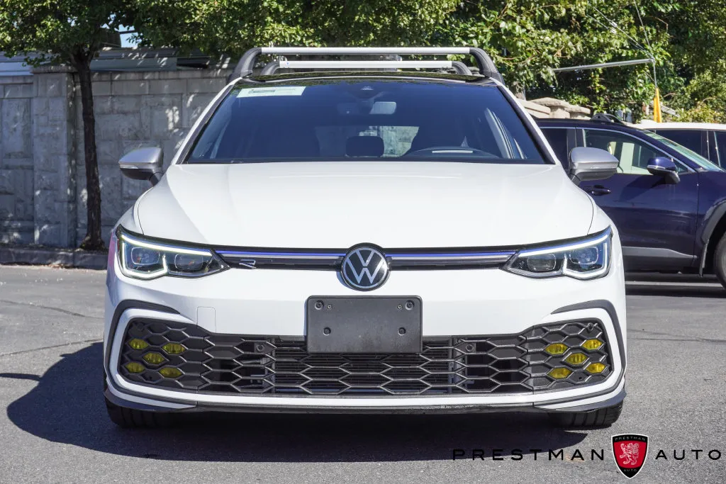 Volkswagen Golf R photo 18