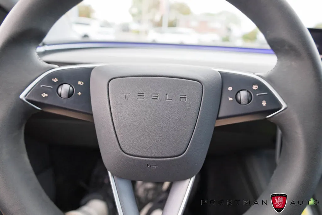 Tesla Model 3 photo 25