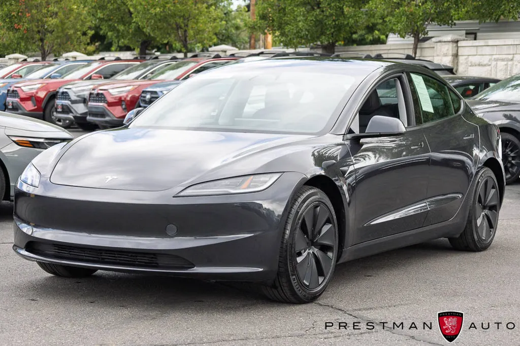 Tesla Model 3 photo 15