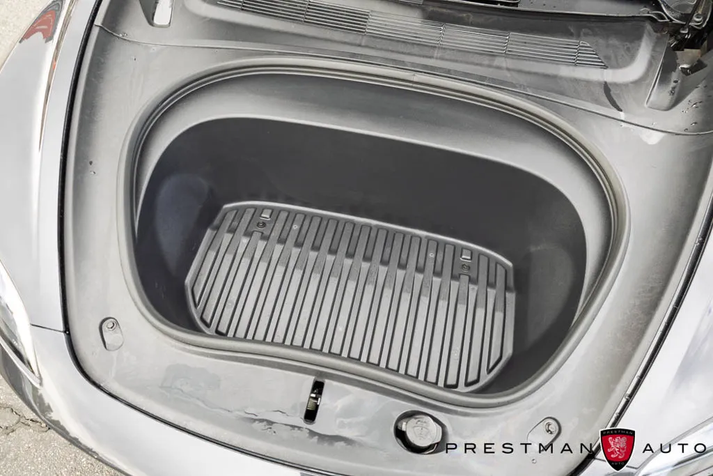 Tesla Model 3 photo 35