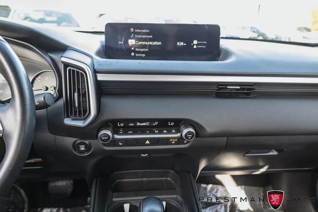 Mazda CX-50 photo 28