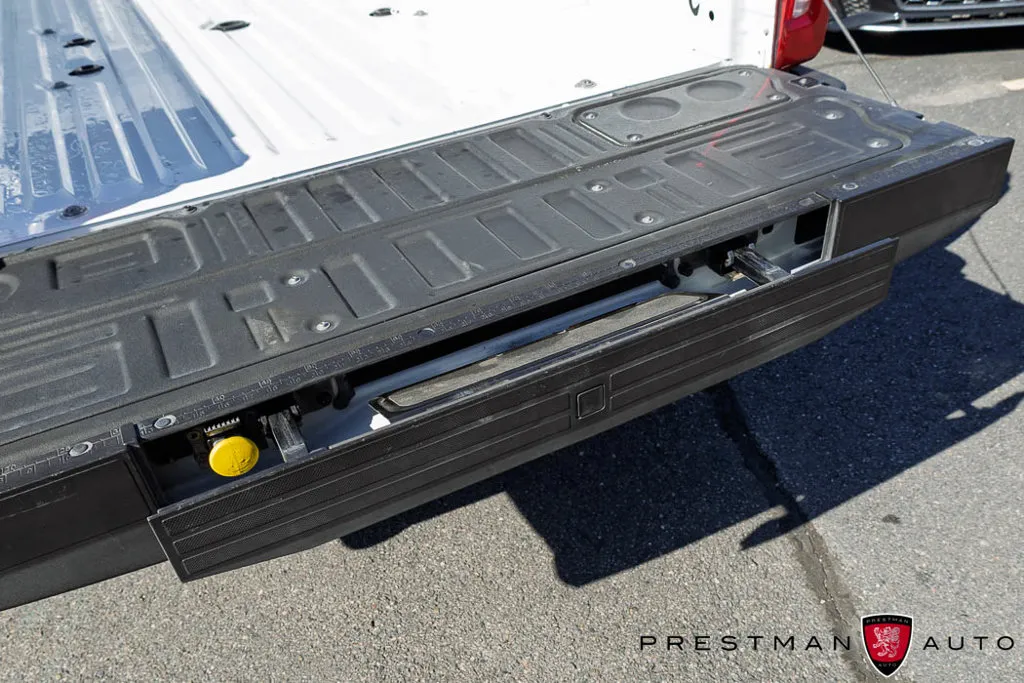 Ford F-250SD photo 10