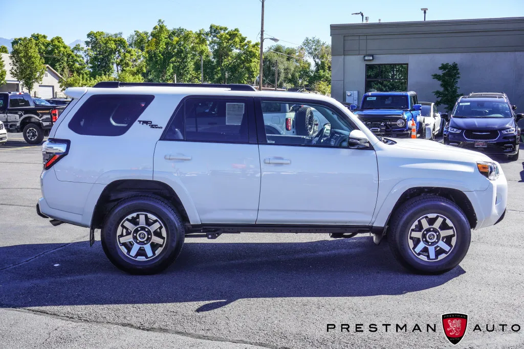 Toyota 4Runner photo 23