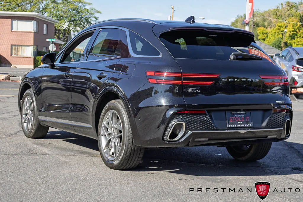 Genesis GV70 photo 16