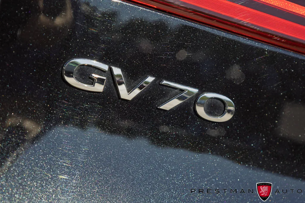 Genesis GV70 photo 43
