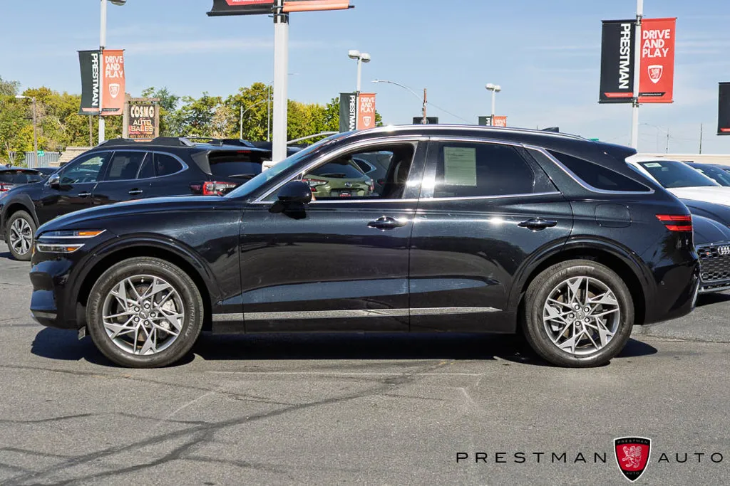 Genesis GV70 photo 15