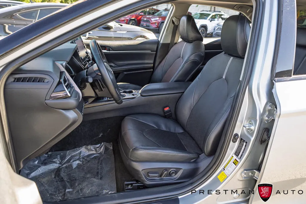 Toyota Camry photo 21