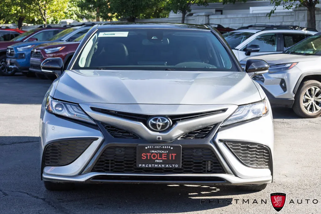 Toyota Camry photo 13