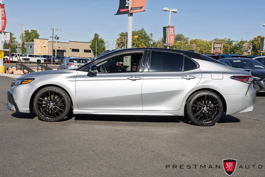 Toyota Camry photo 15