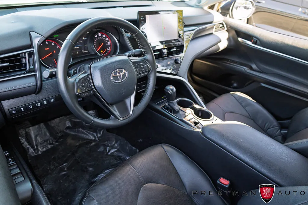 Toyota Camry photo 20