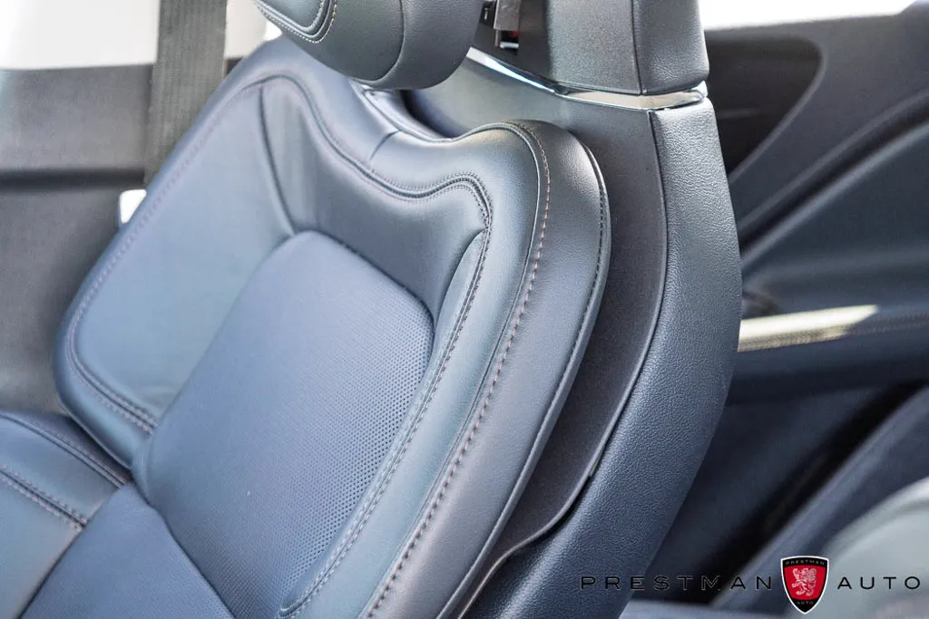 Lincoln Aviator photo 28