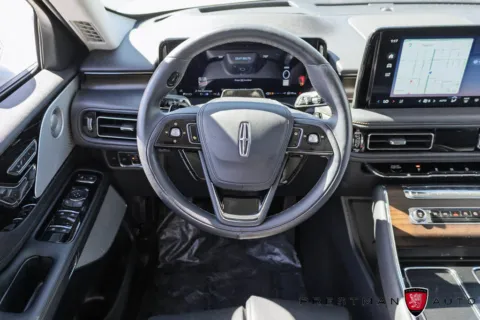 Photos of 2025 Lincoln Aviator Reserve for sale in Salt Lake City, UT at Prestman Auto