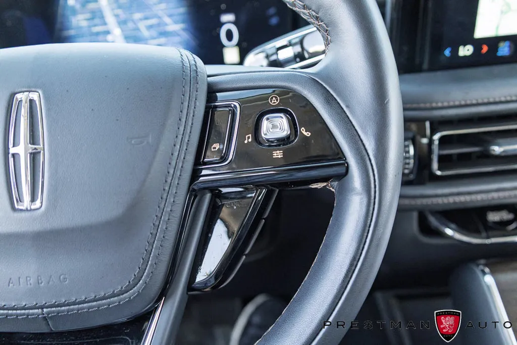 Lincoln Aviator photo 33