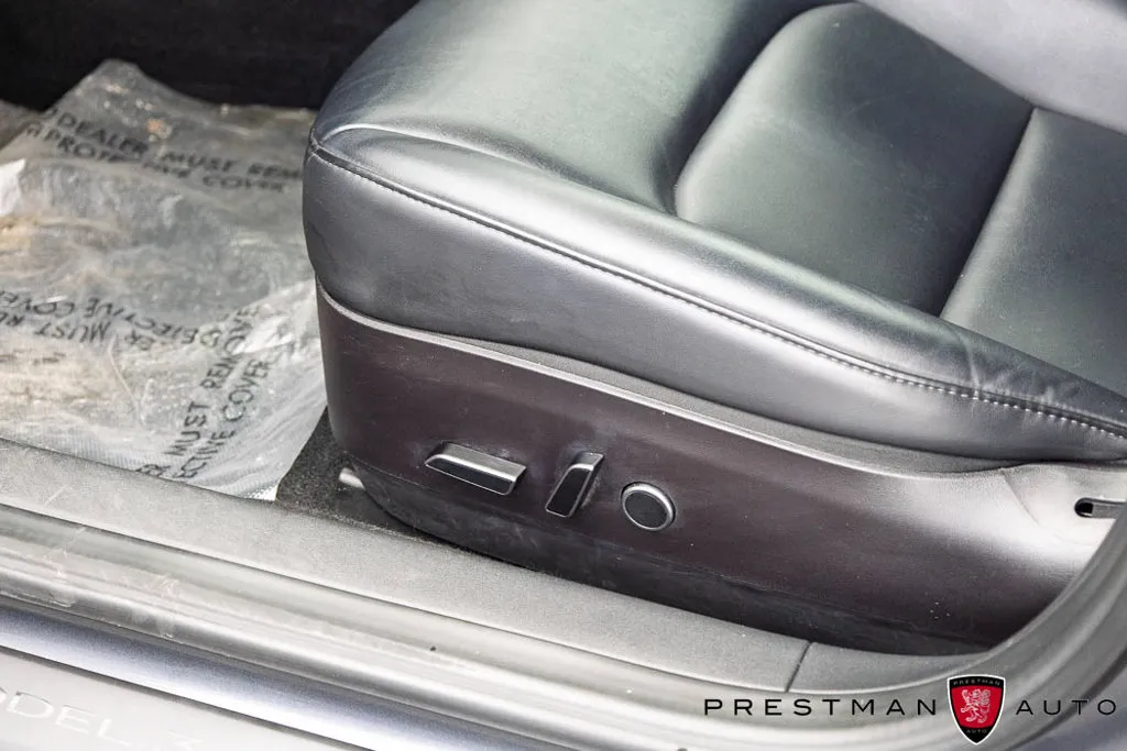 Tesla Model 3 photo 25