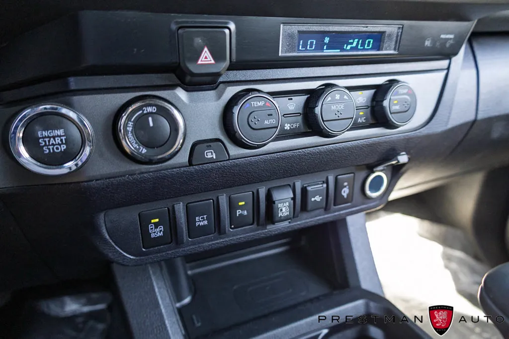 Toyota Tacoma photo 35