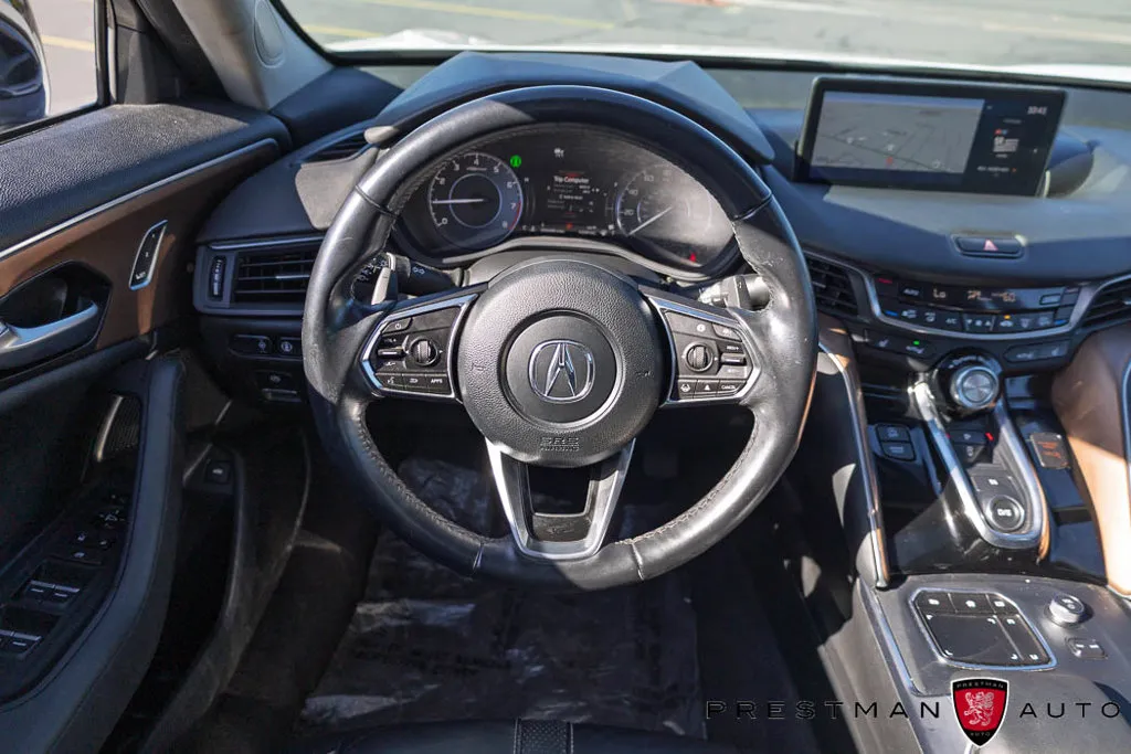 Acura TLX photo 2