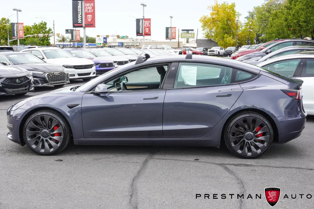 Tesla Model 3 photo 14