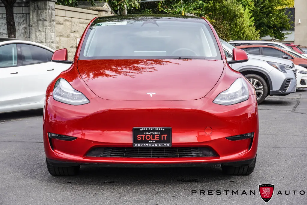 Tesla Model Y photo 10