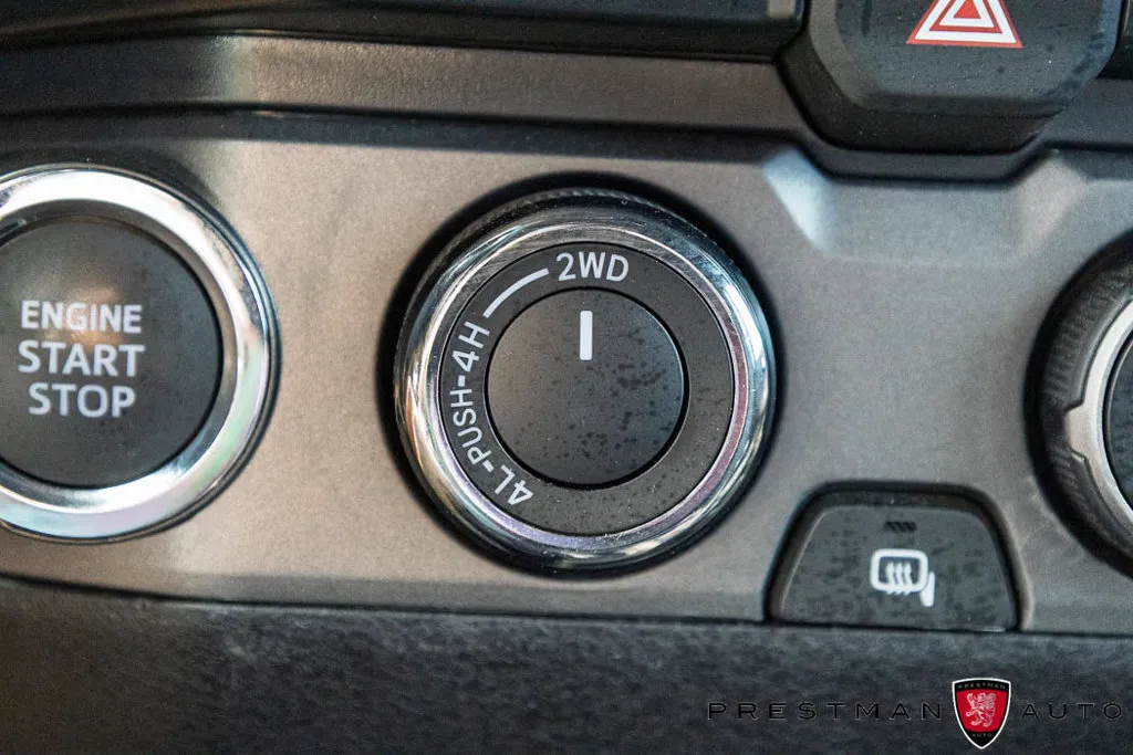 Toyota Tacoma photo 8