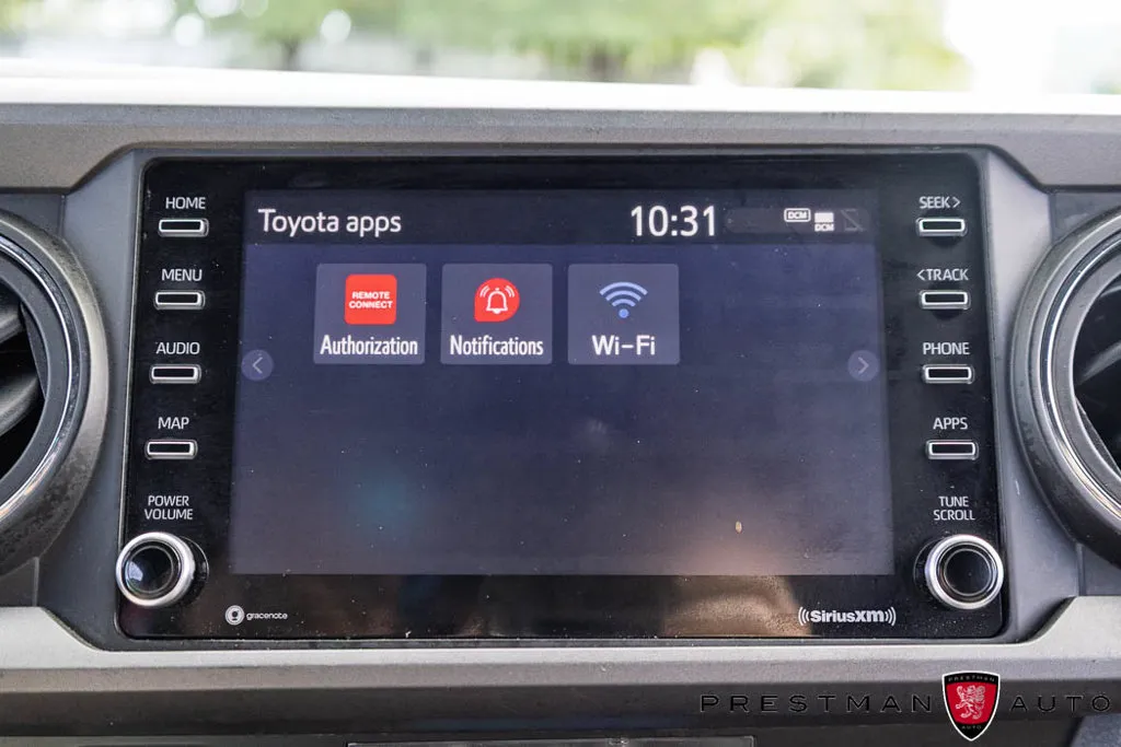 Toyota Tacoma photo 33