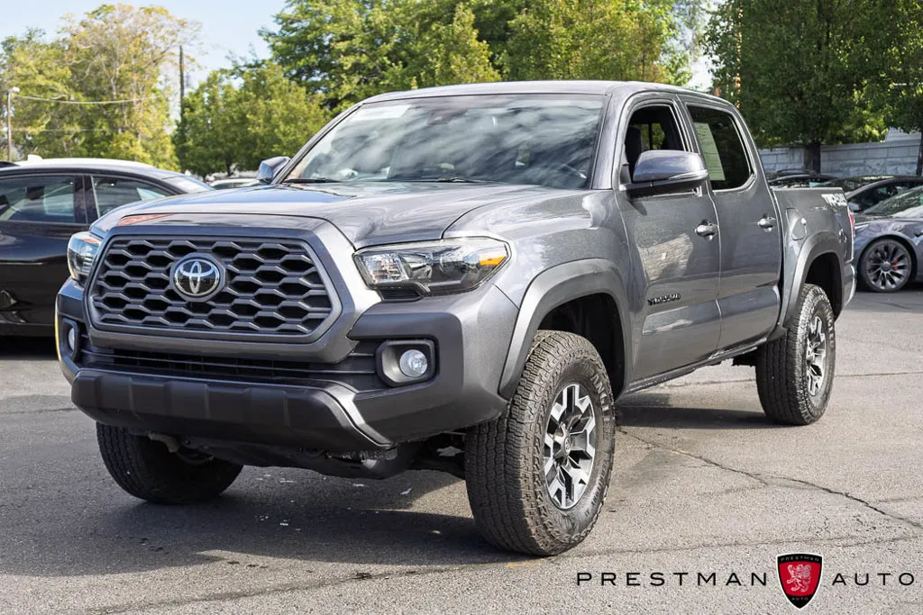 Toyota Tacoma photo 16