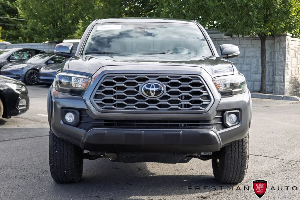 Toyota Tacoma photo 15